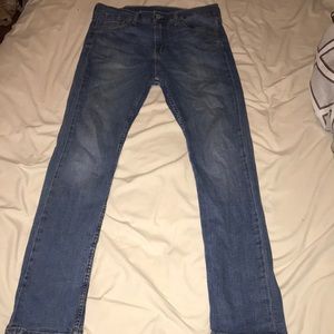 31x32 light/medium wash super skinny Levi’s jeans